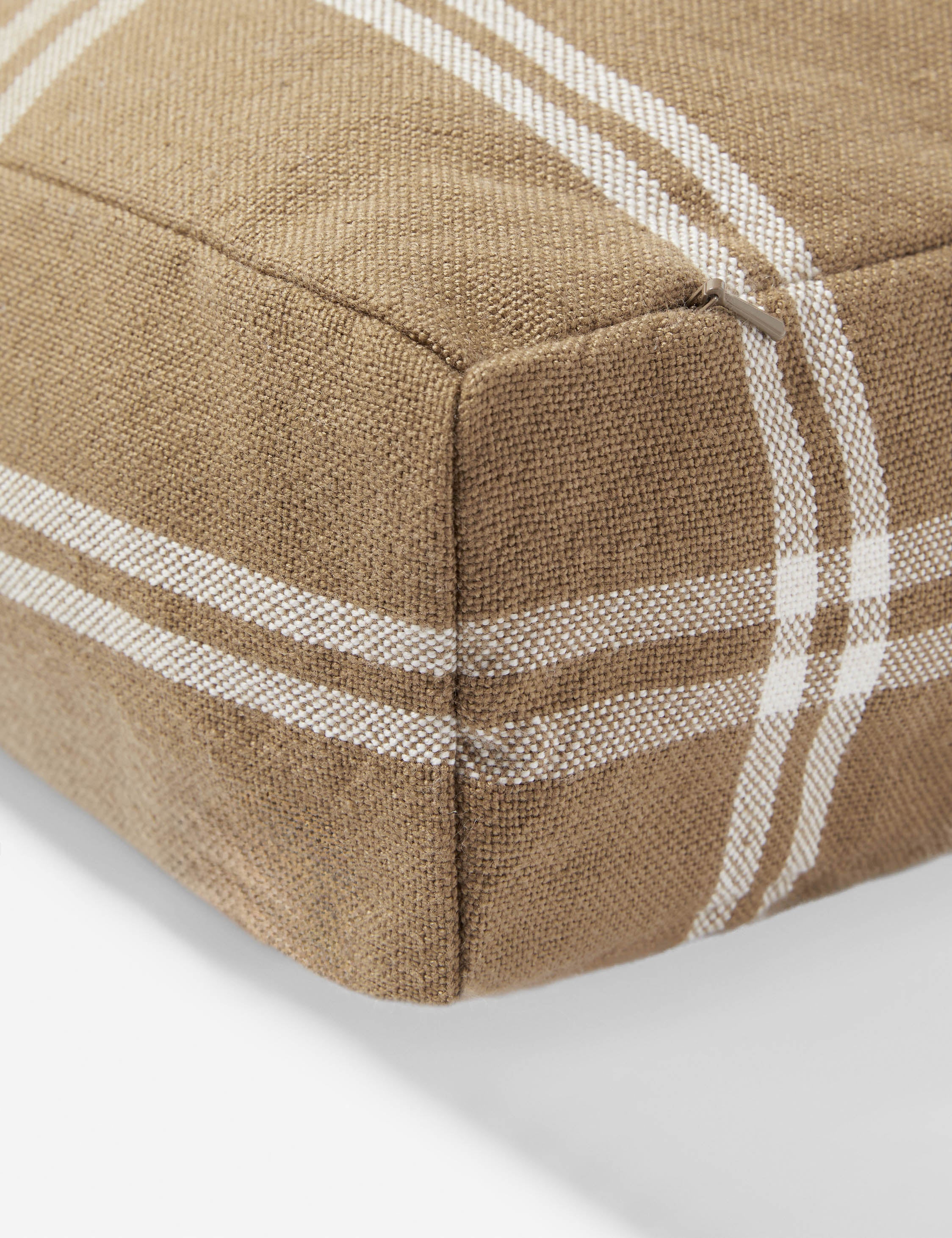 Rollo Dog Bed - Image 7
