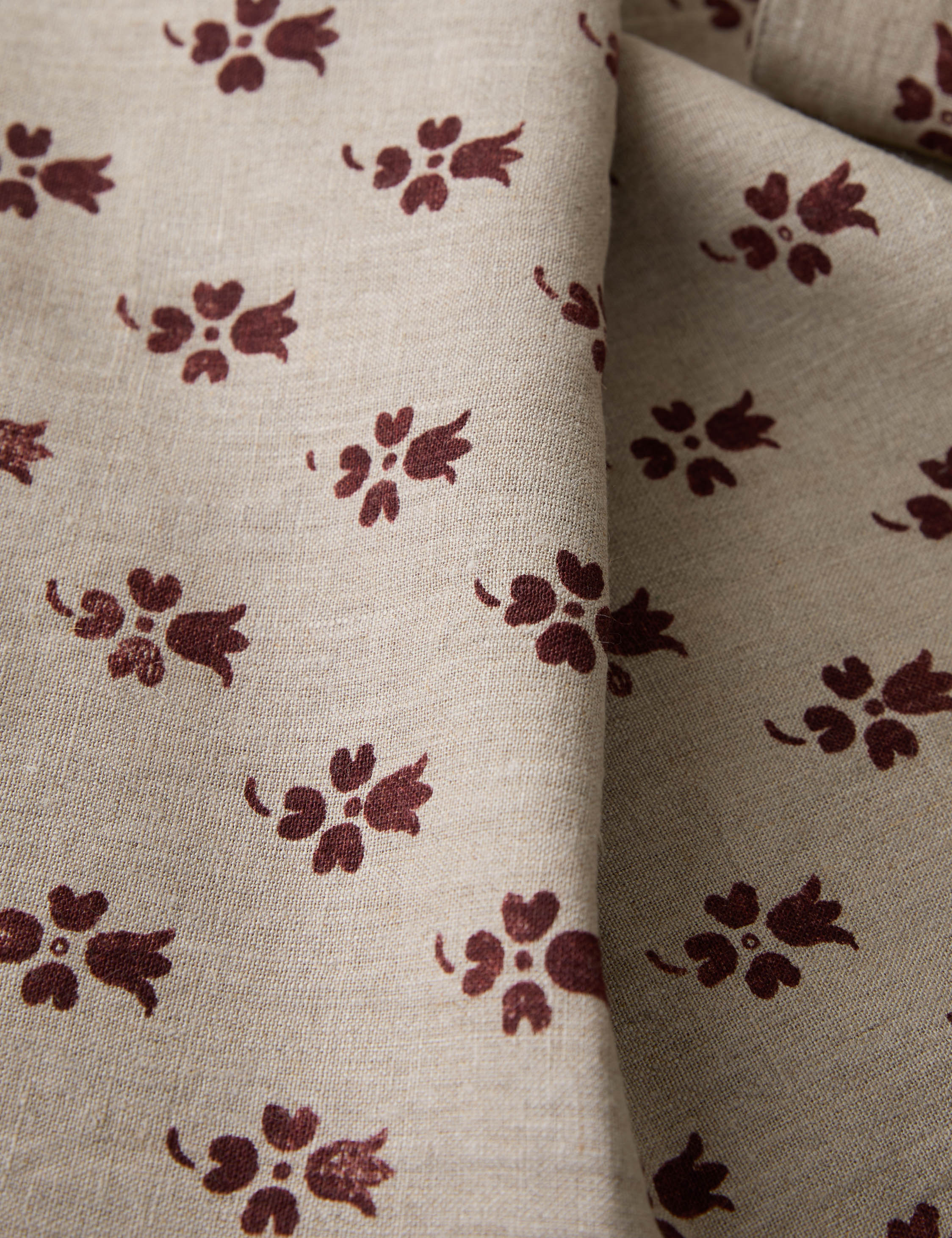 Romaric Table Runner - Image 4
