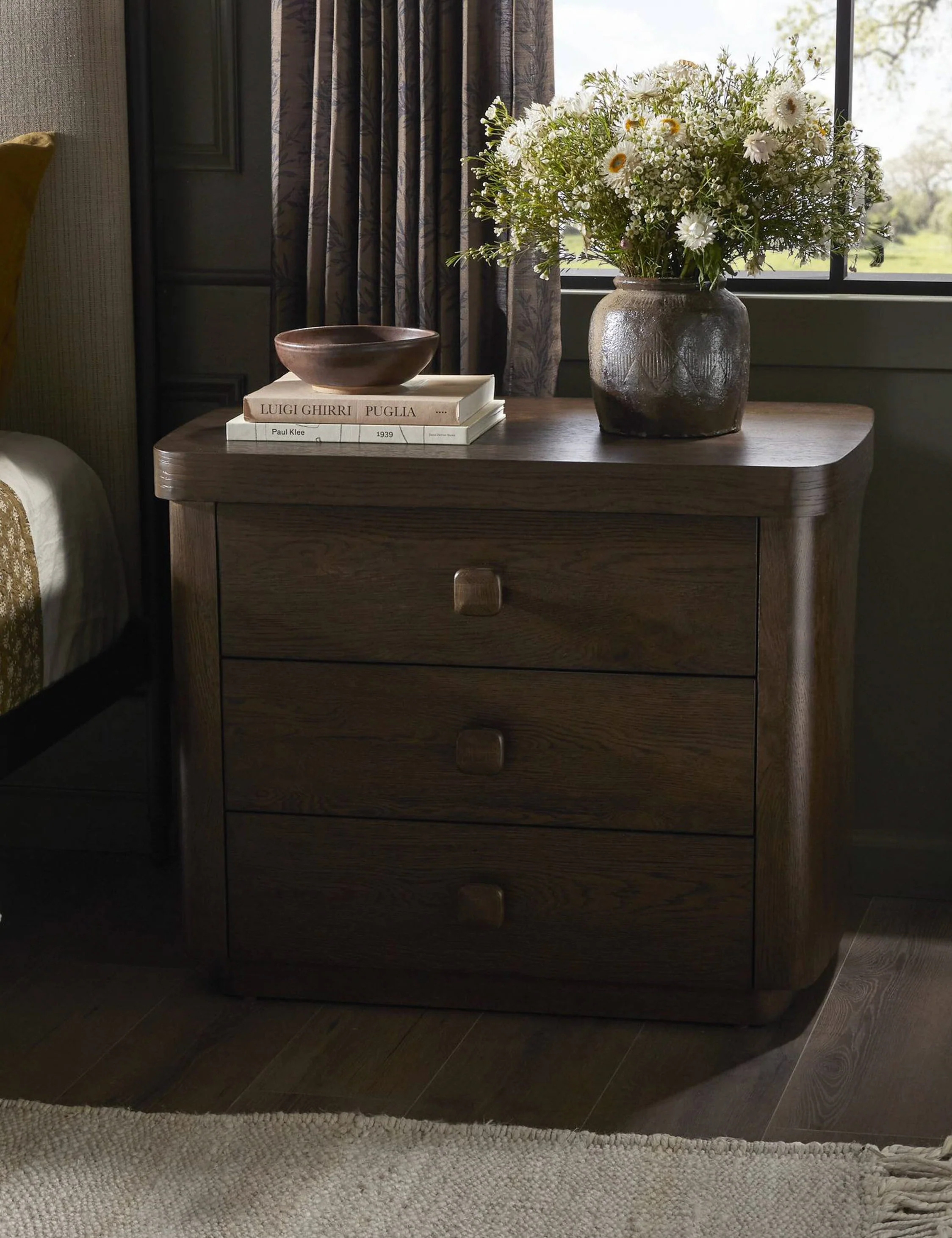 Rosaldo Nightstand - Image 2