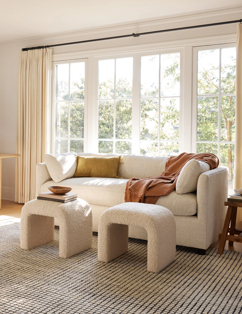 Roy Linen Pillow - Image 28