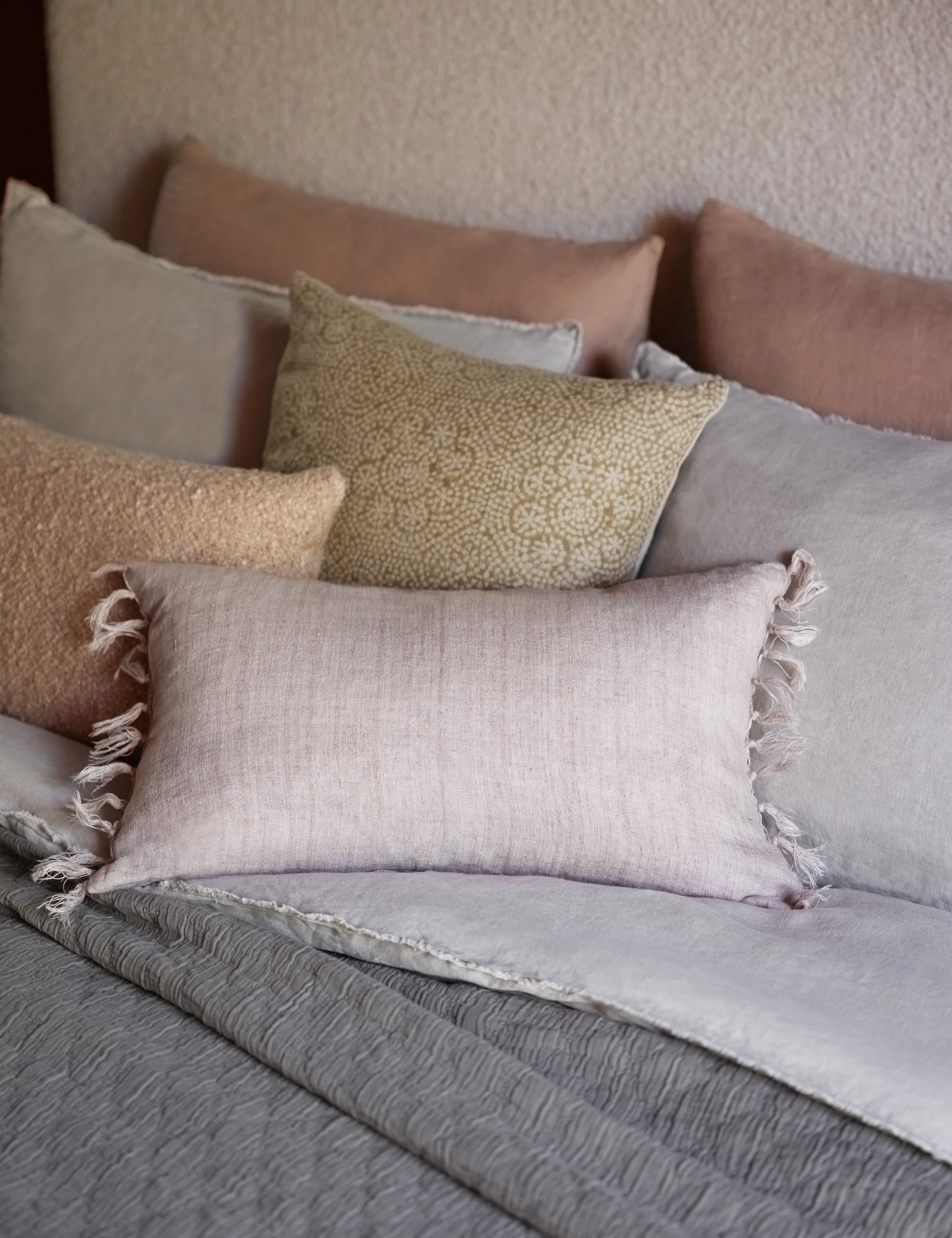 Roy Linen Pillow - Image 39