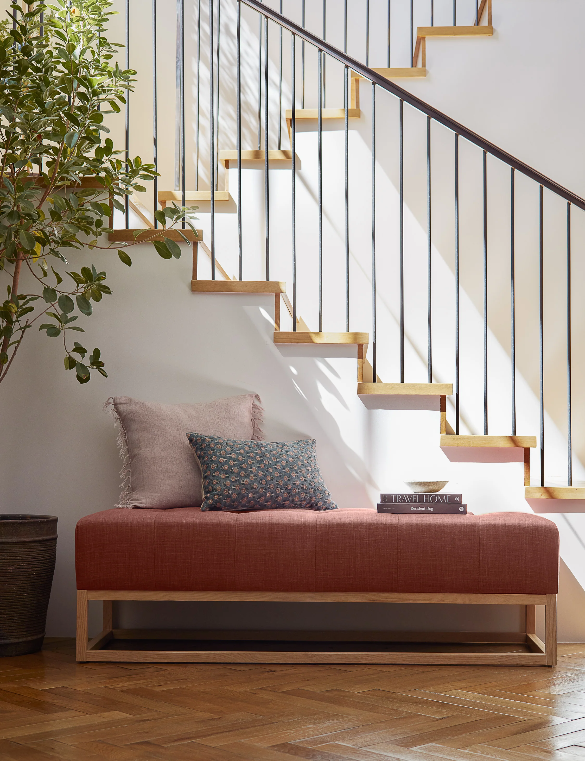 Roy Linen Pillow - Image 40