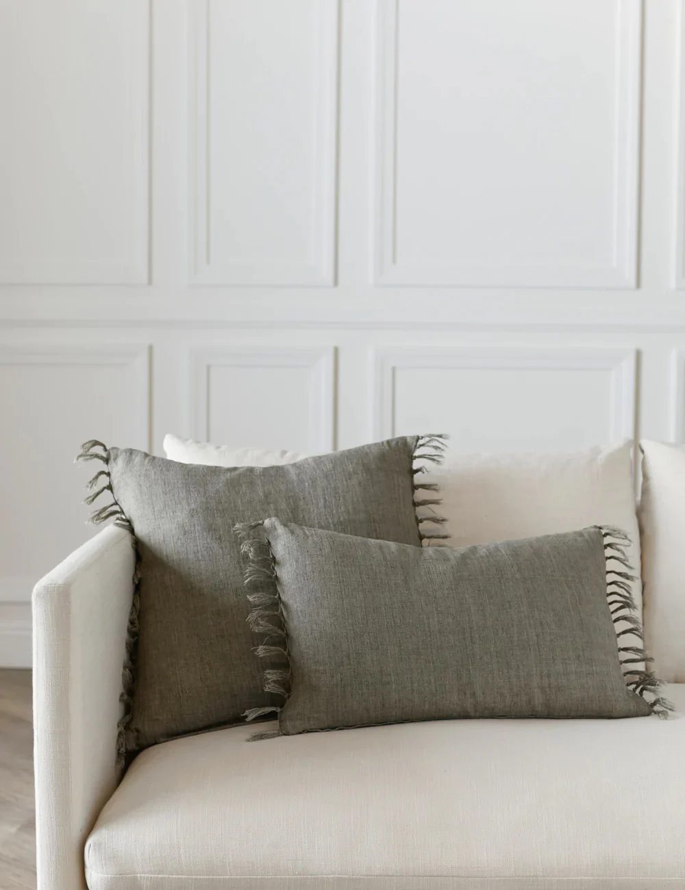 Roy Linen Pillow - Image 44