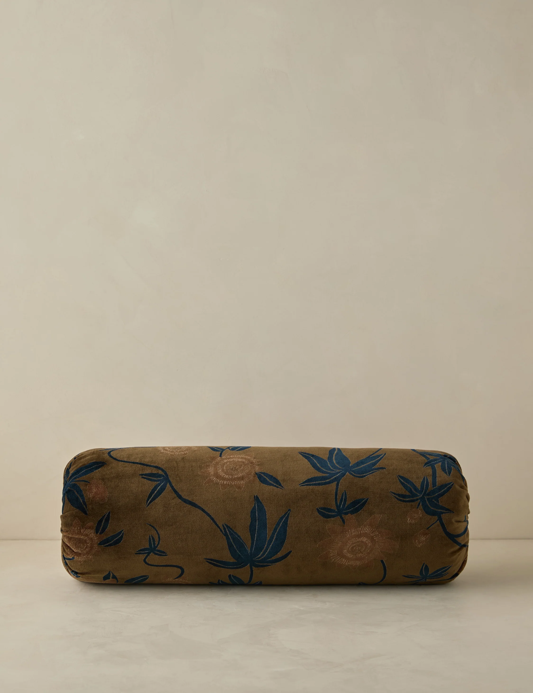 Royce Velvet Pillow - Image 14