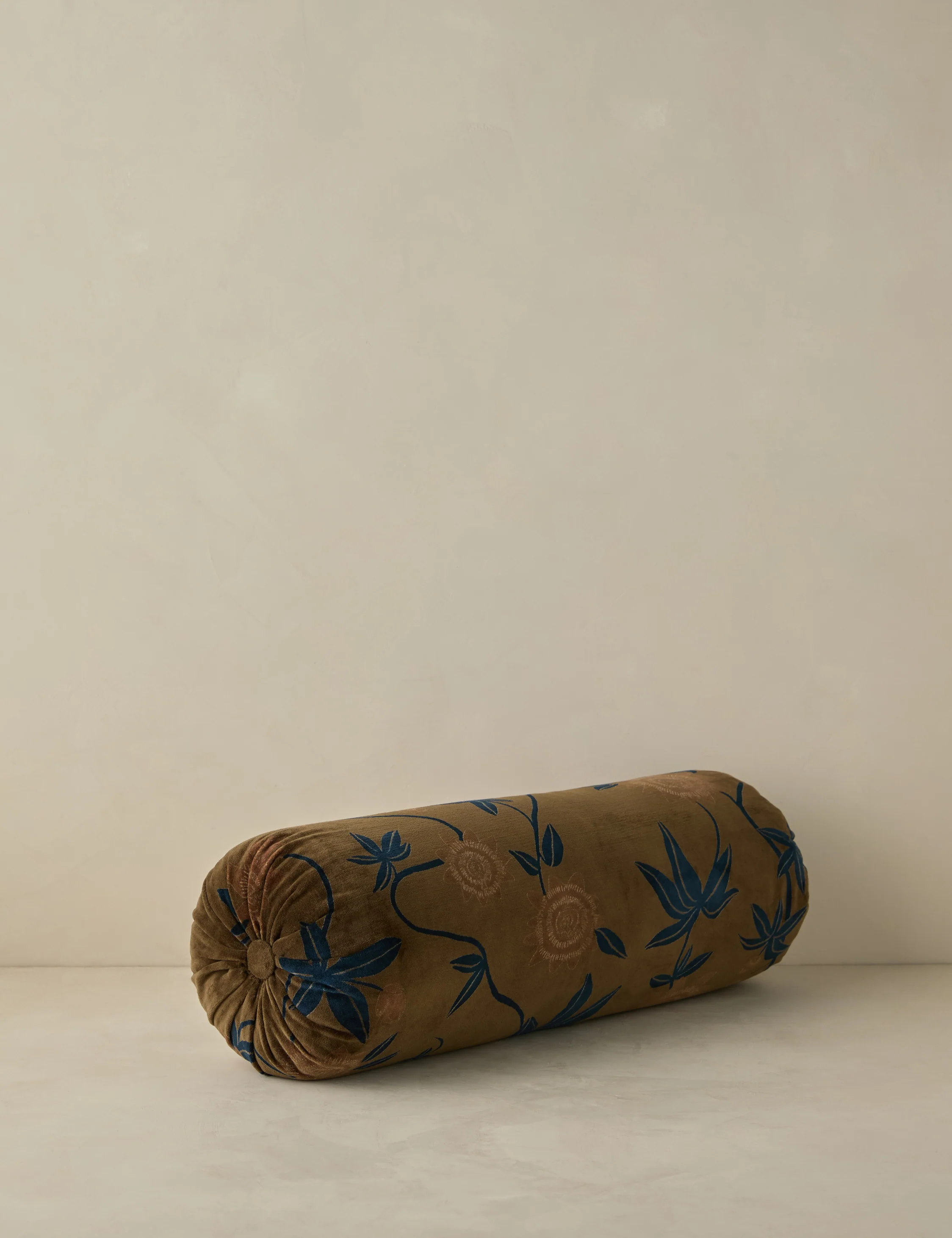 Royce Velvet Pillow - Image 16
