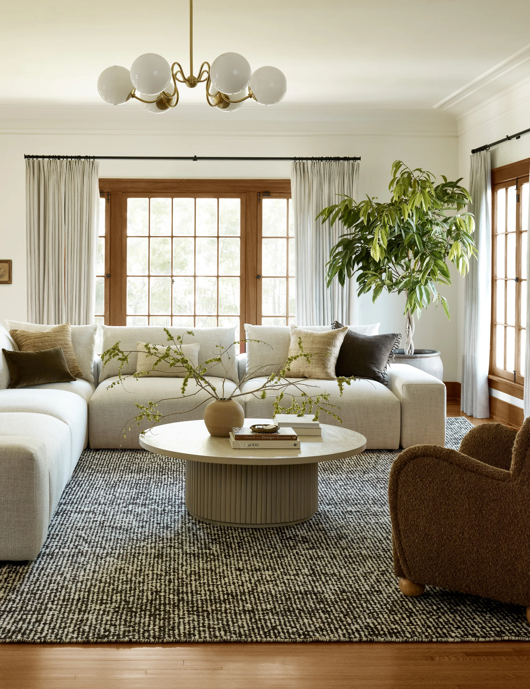 Rutherford Round Coffee Table - Image 3