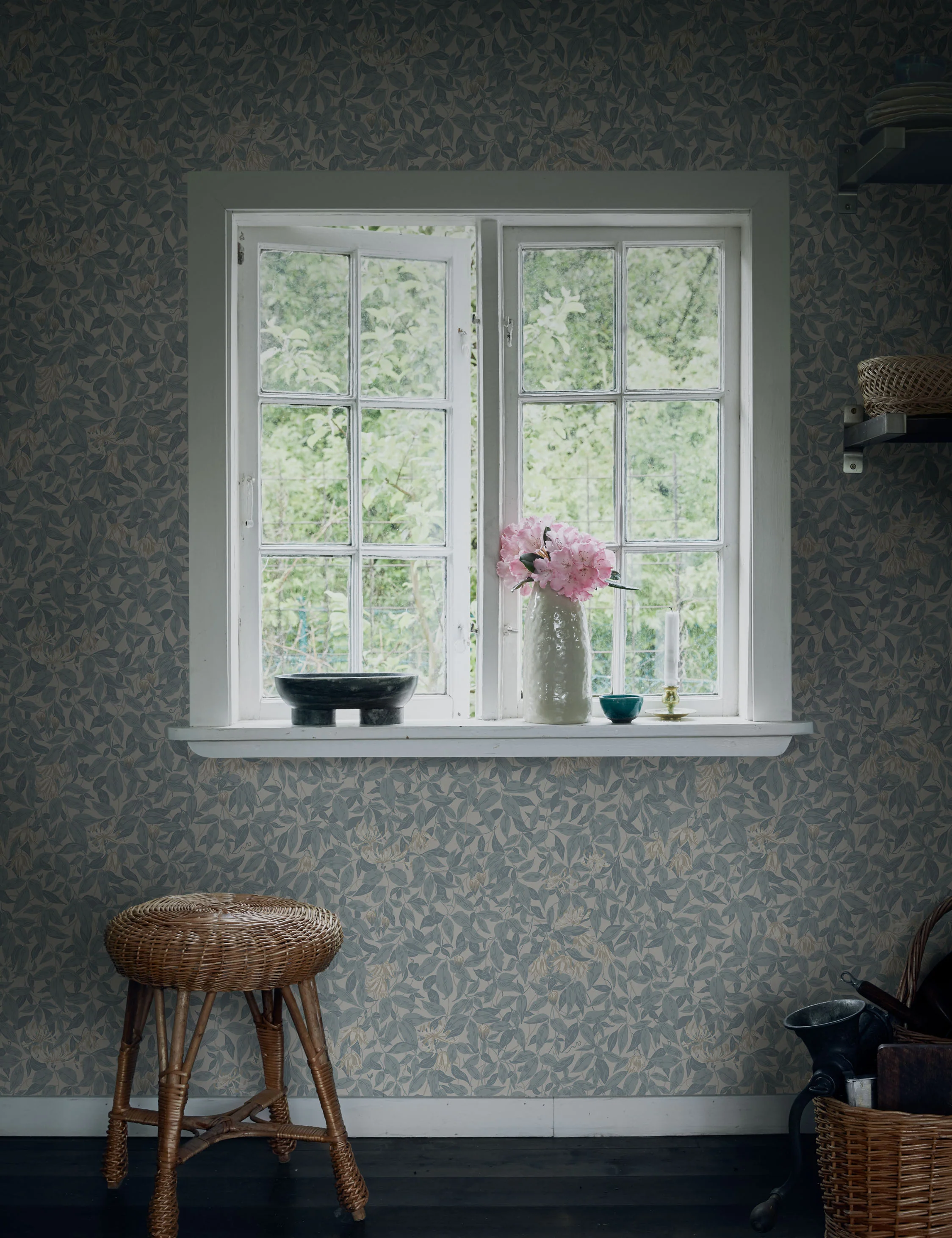 Scalamandre Linnea Wallpaper by Sandberg - Image 6