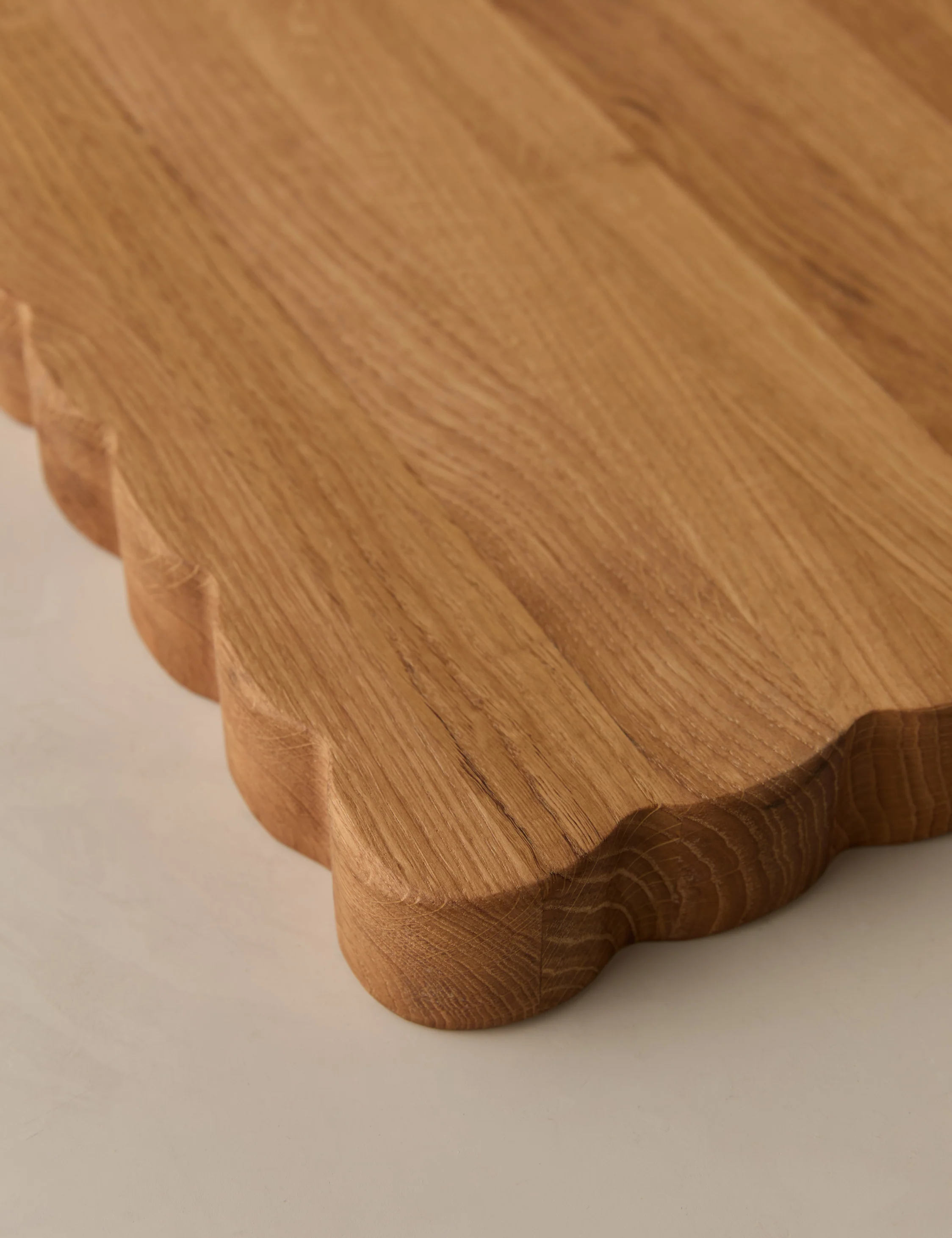 Scalloped Cutting Board by etúHOME - Image 4