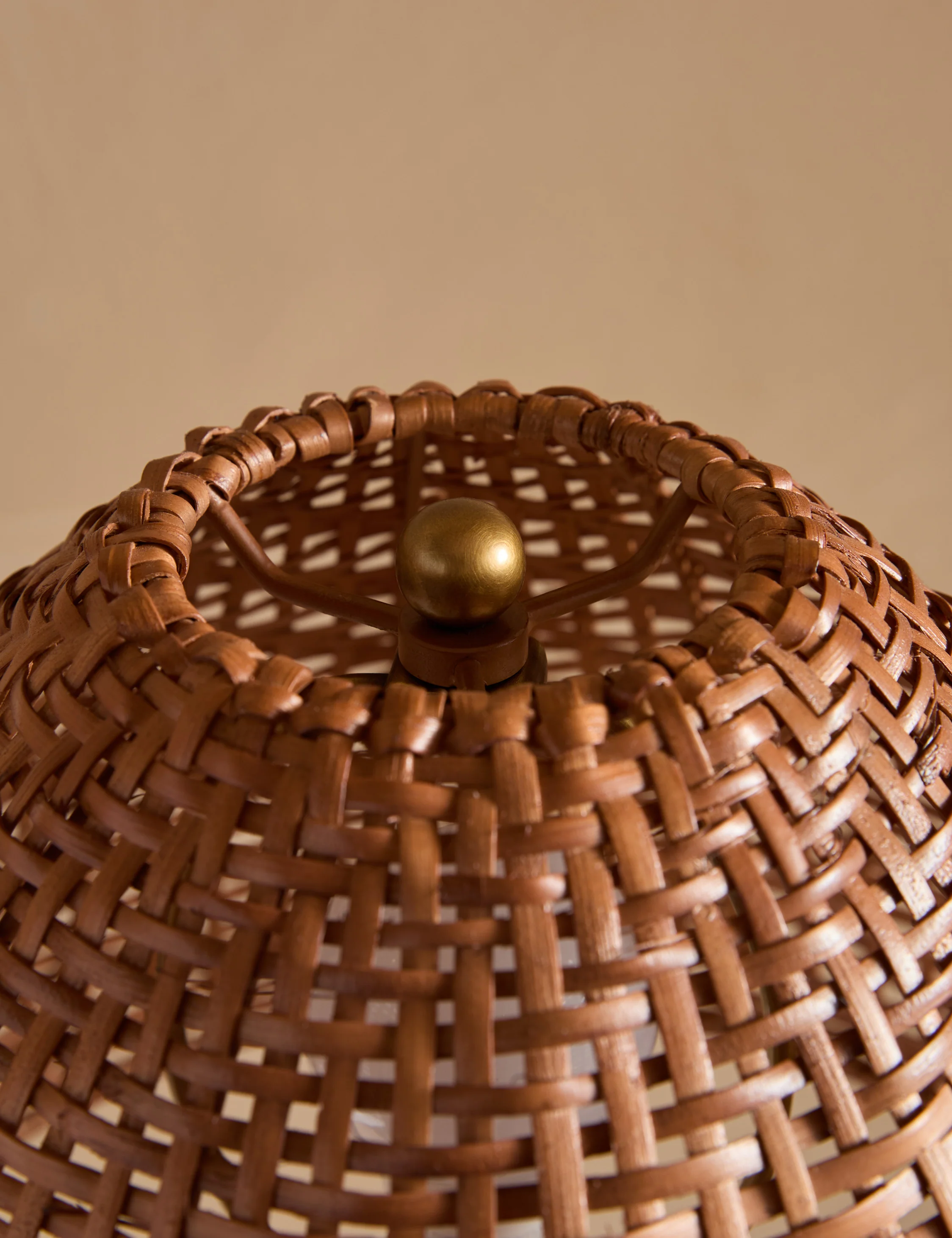 Senara Table Lamp - Image 4