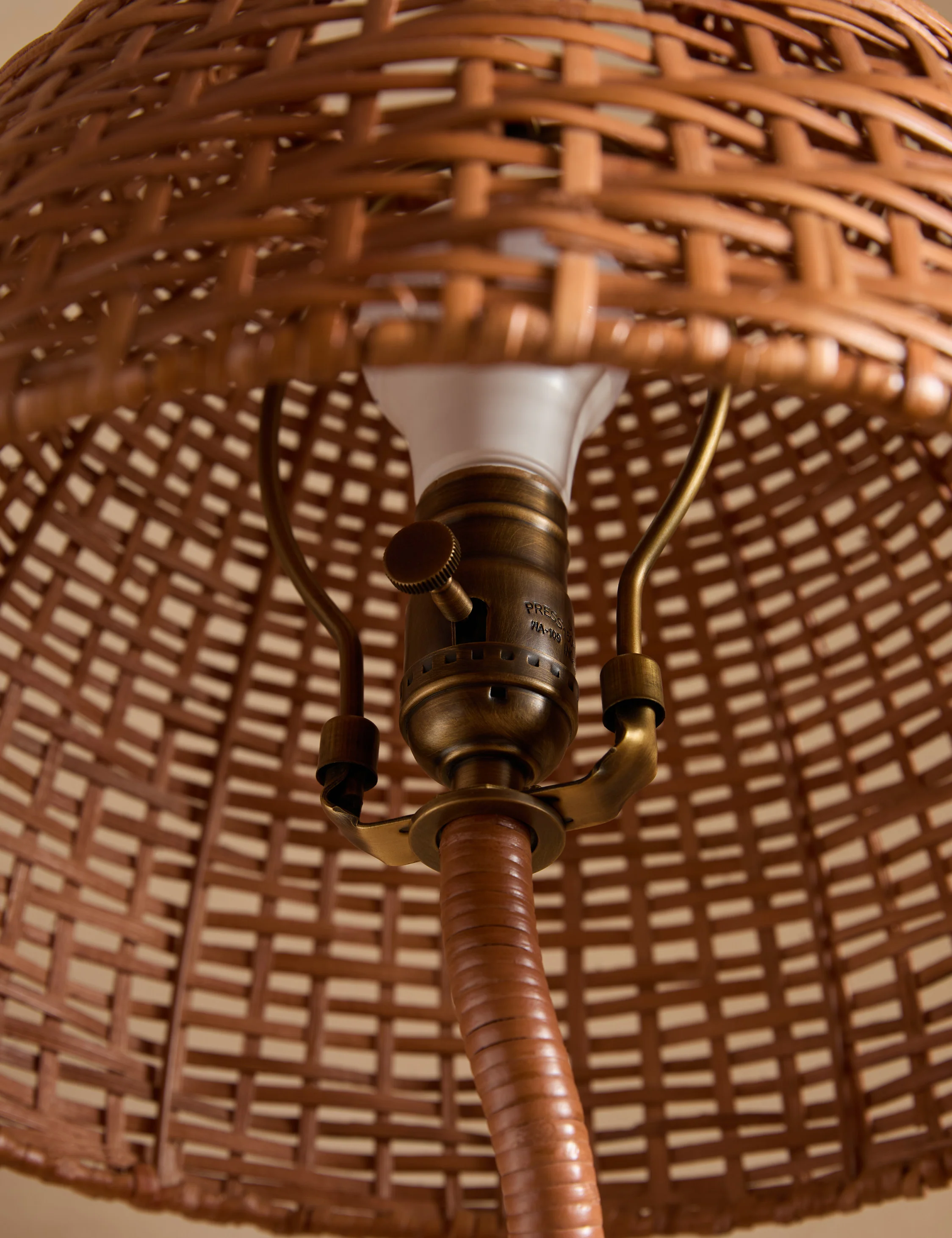 Senara Table Lamp - Image 5