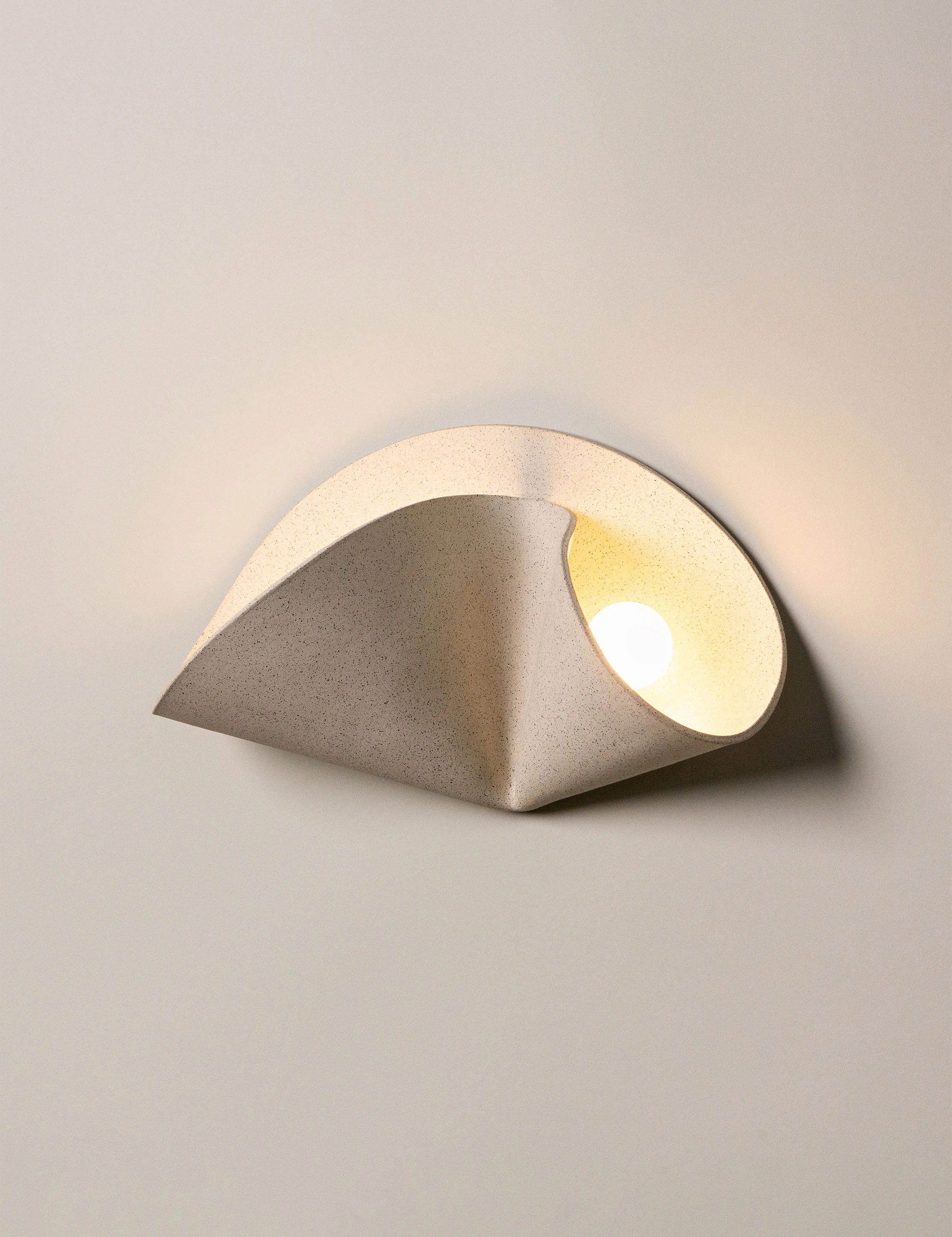 Shado Sconce by SIN - Image 2