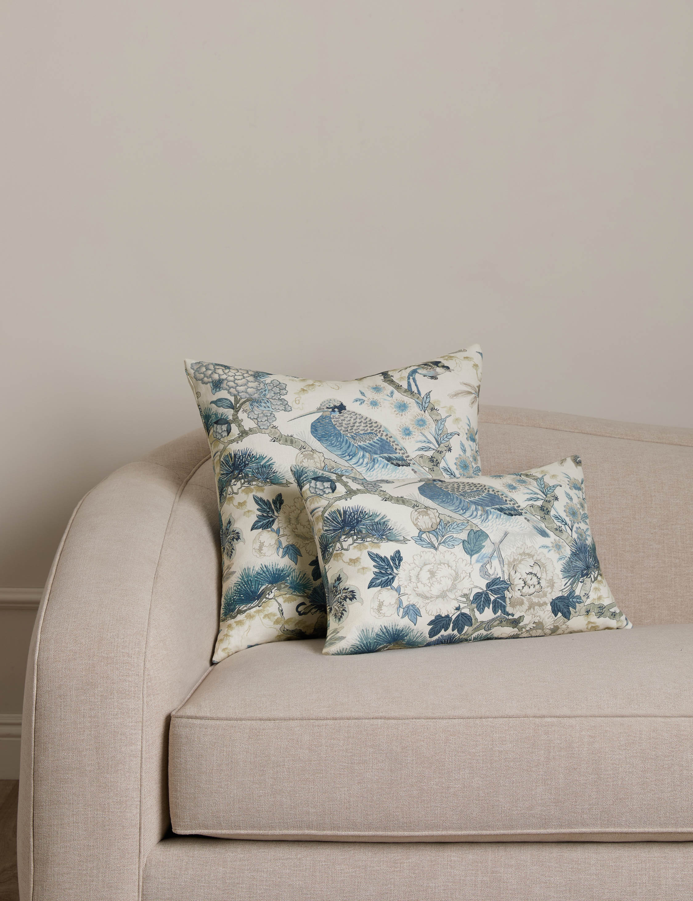 Shenyang Print Linen Pillow by Scalamandre - Image 15