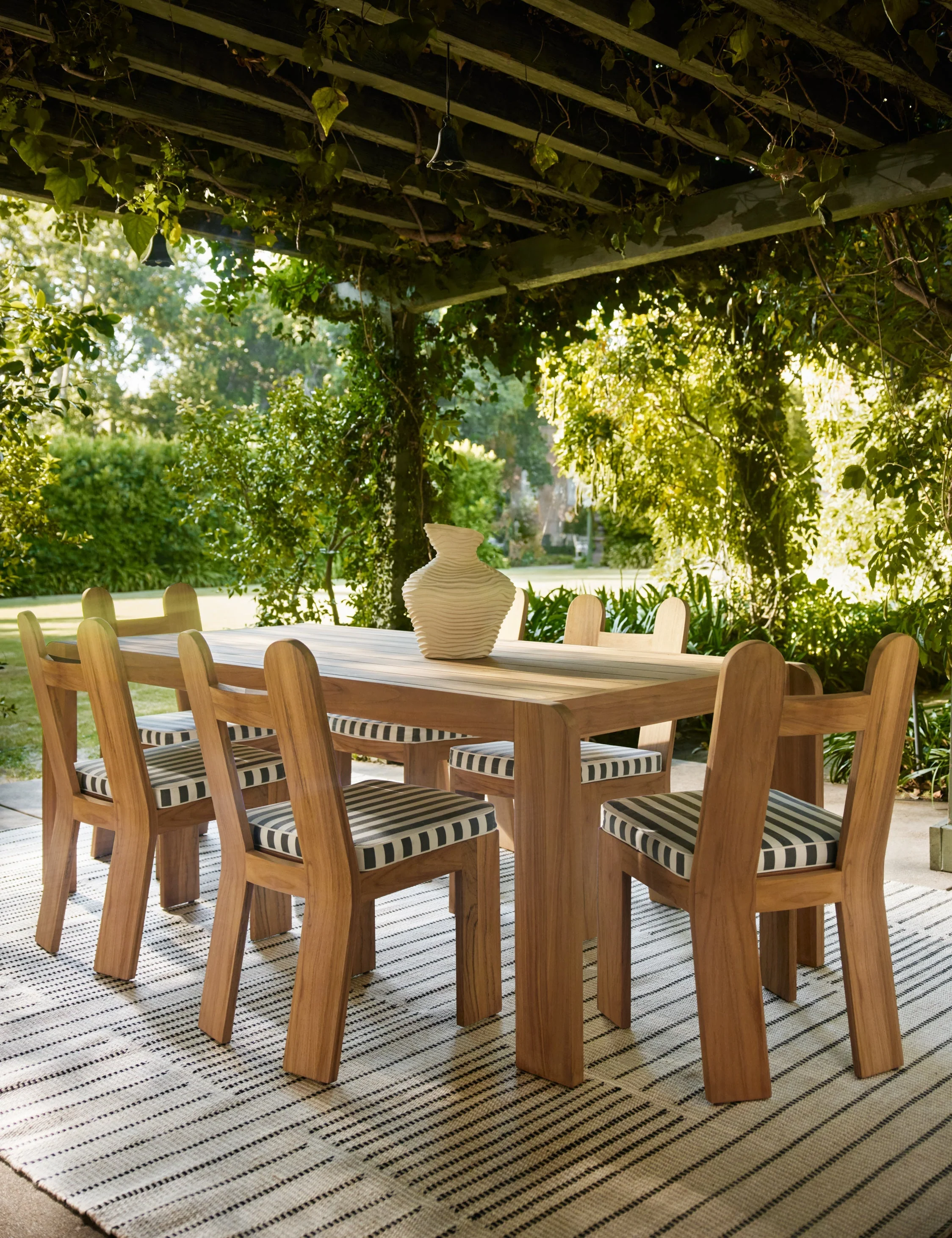 Shere Handwoven Indoor/Outdoor Rug Swatch by Sarah Sherman Samuel, Natural - Image 4