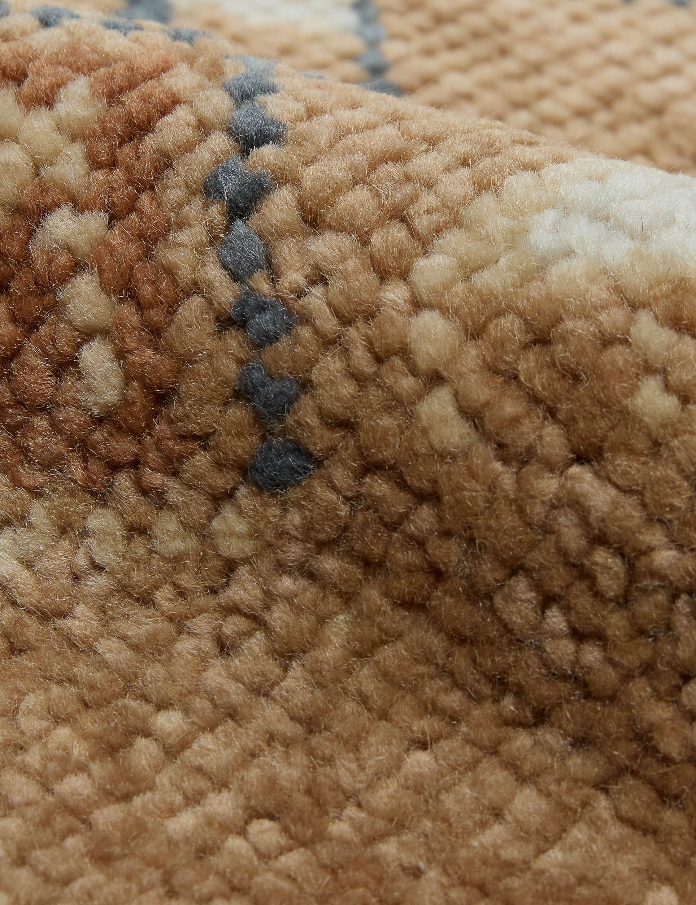 Theda Hand-Knotted Wool Rug - Image 7