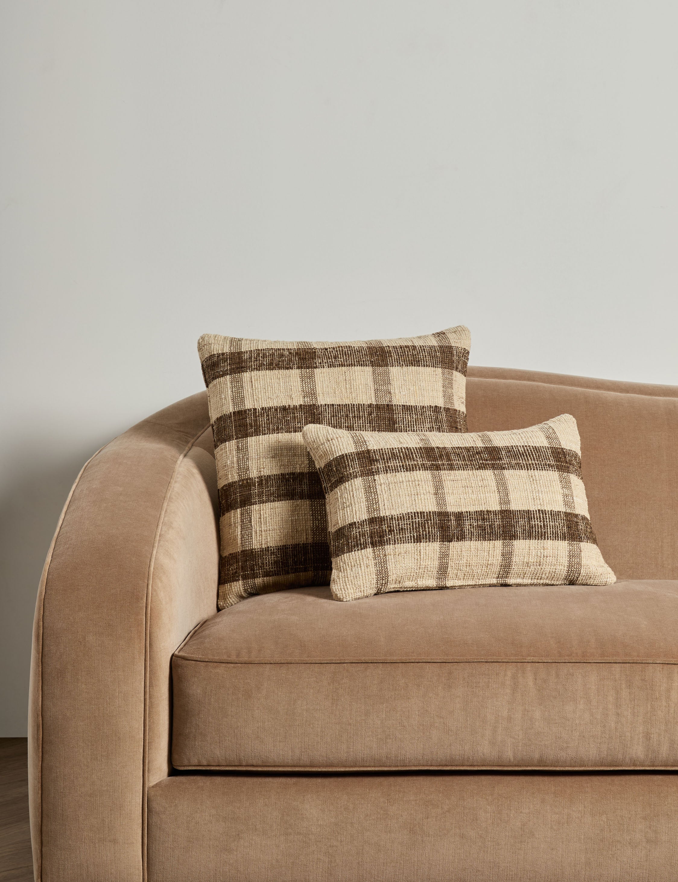 Tieran Pillow - Image 3