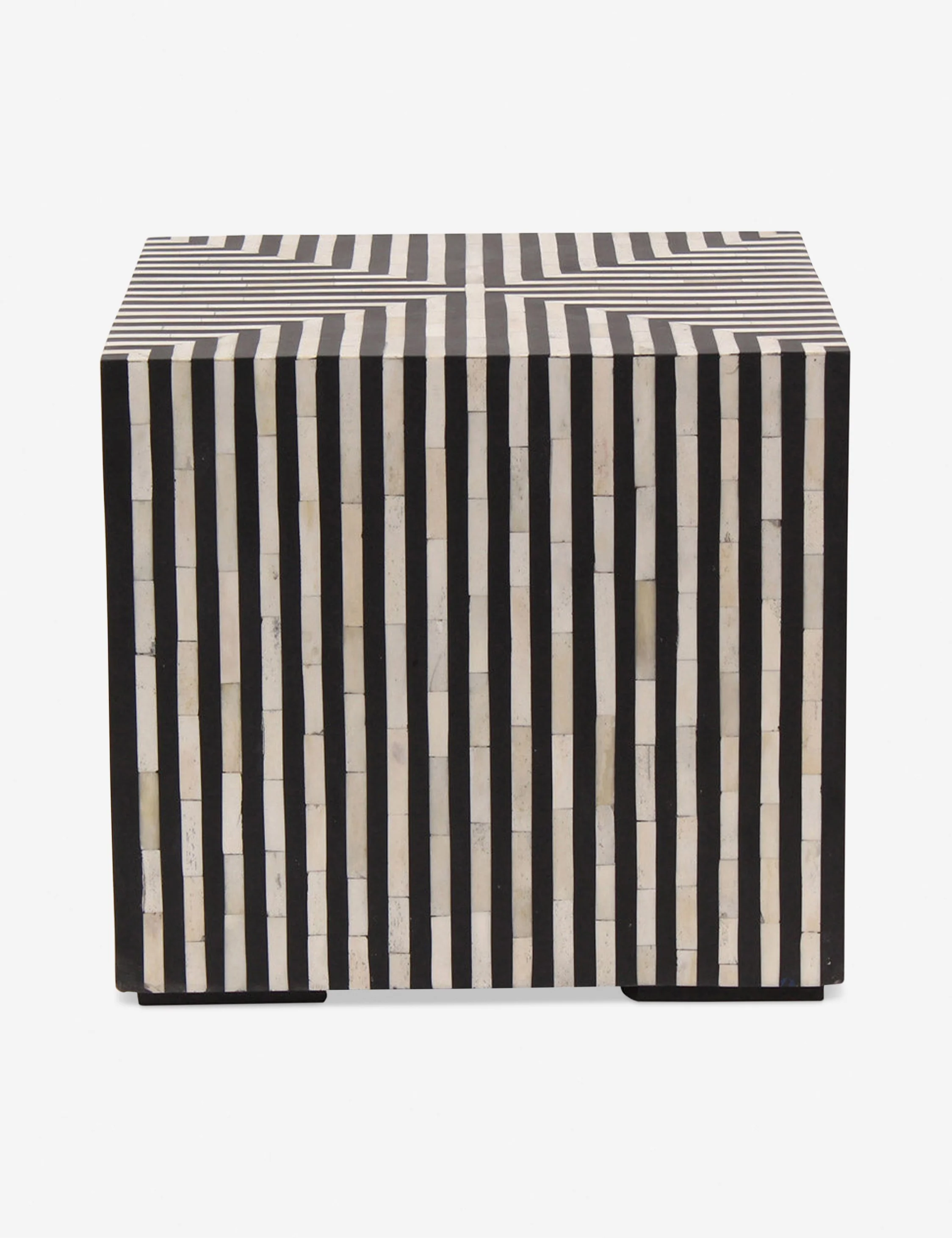Trendyl Side Table