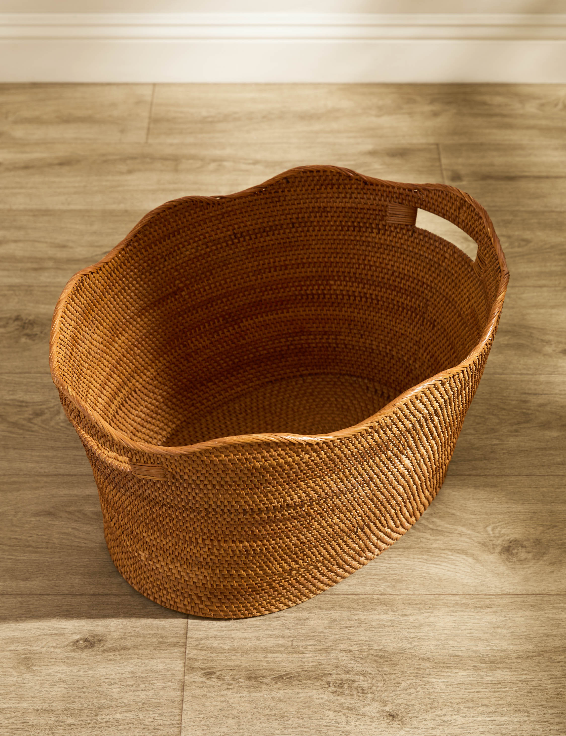 Tyna Rattan Laundry Basket - Image 5