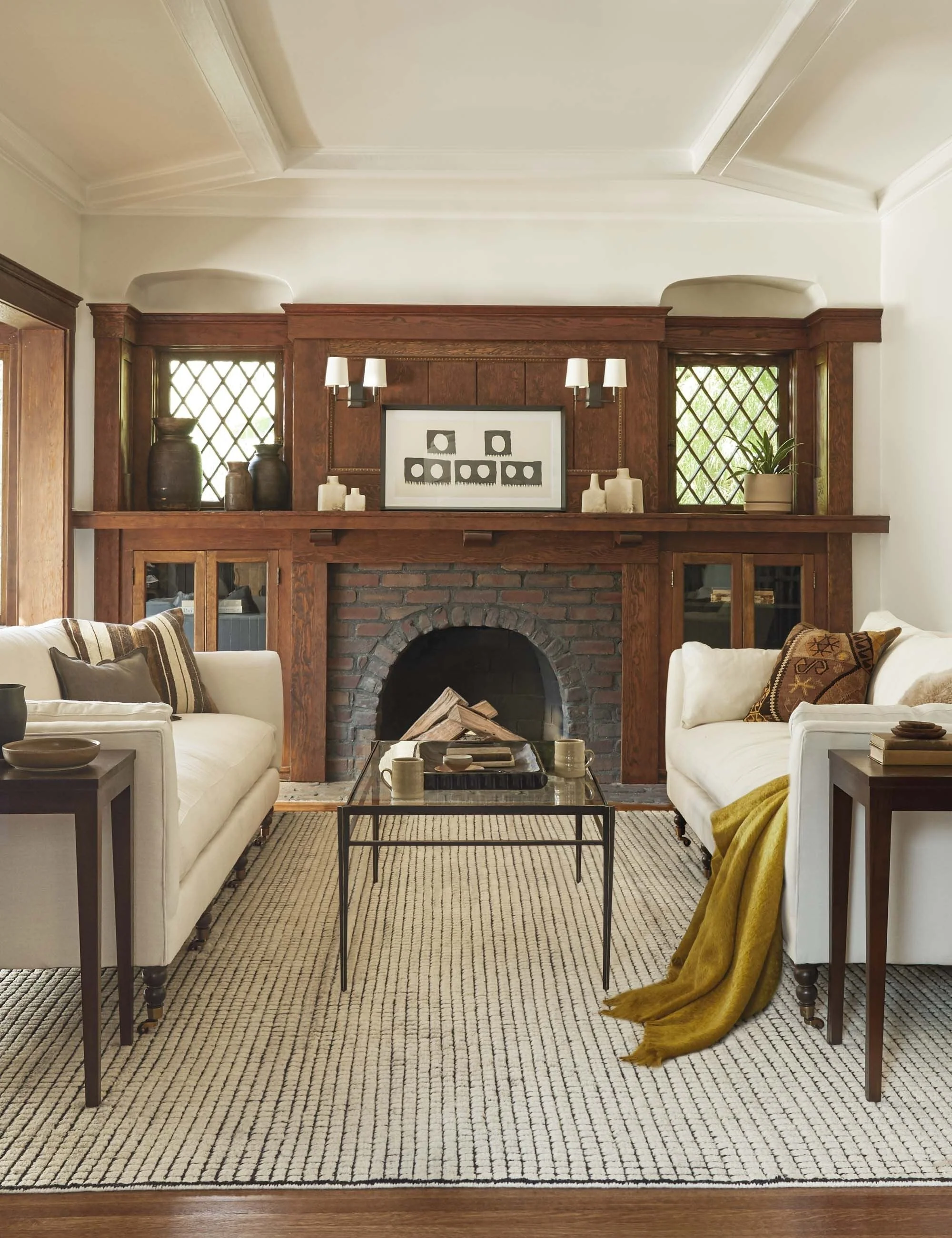 Uma Hand-Knotted Wool Rug Swatch, Black and Natural - Image 8