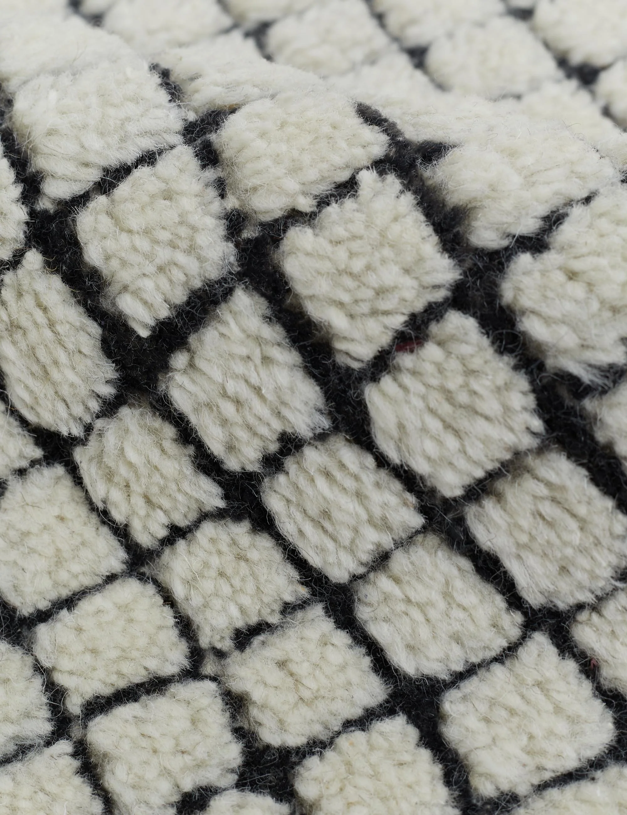 Uma Hand-Knotted Wool Rug - Image 10