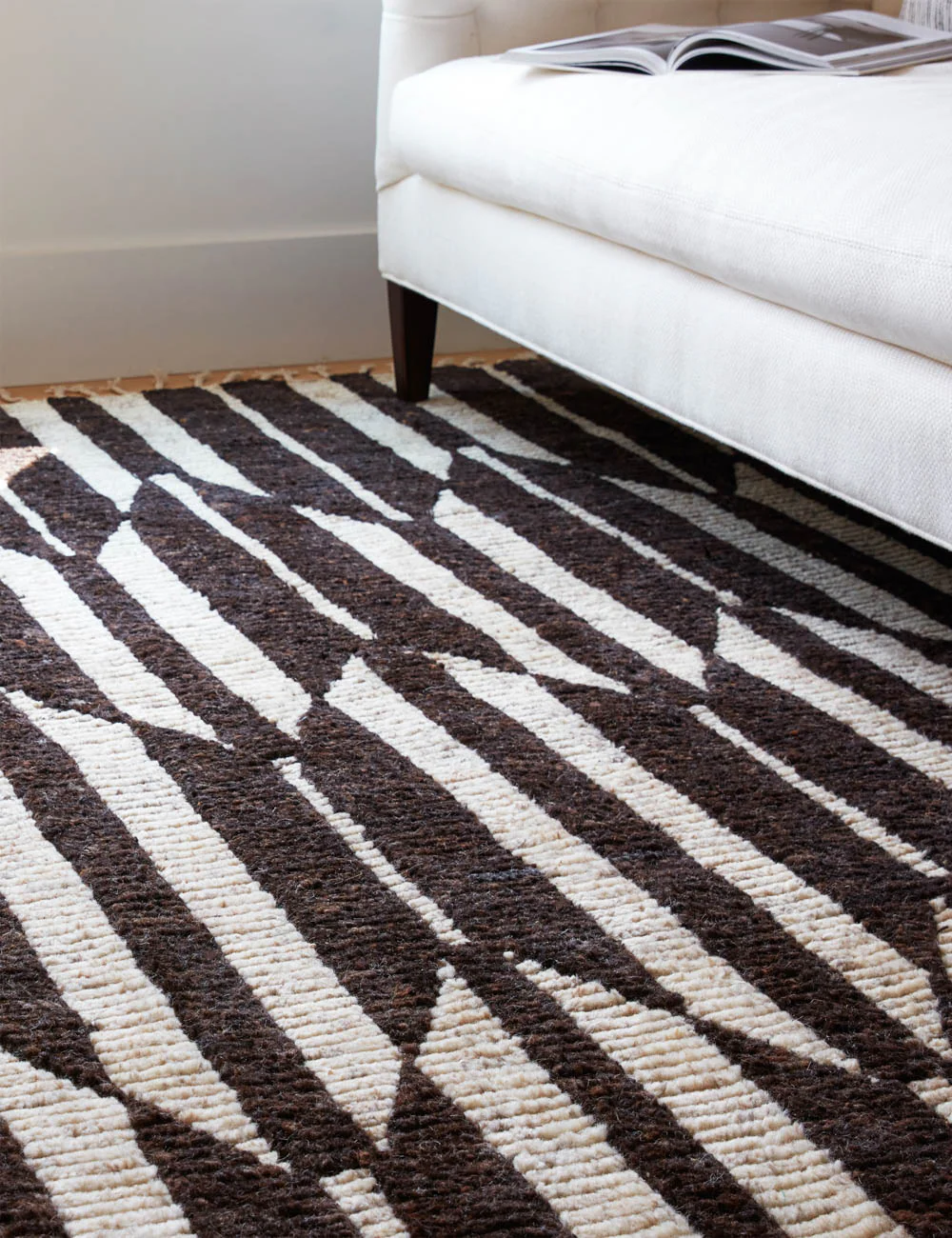 Victoire Hand-Knotted Wool Rug - Image 3