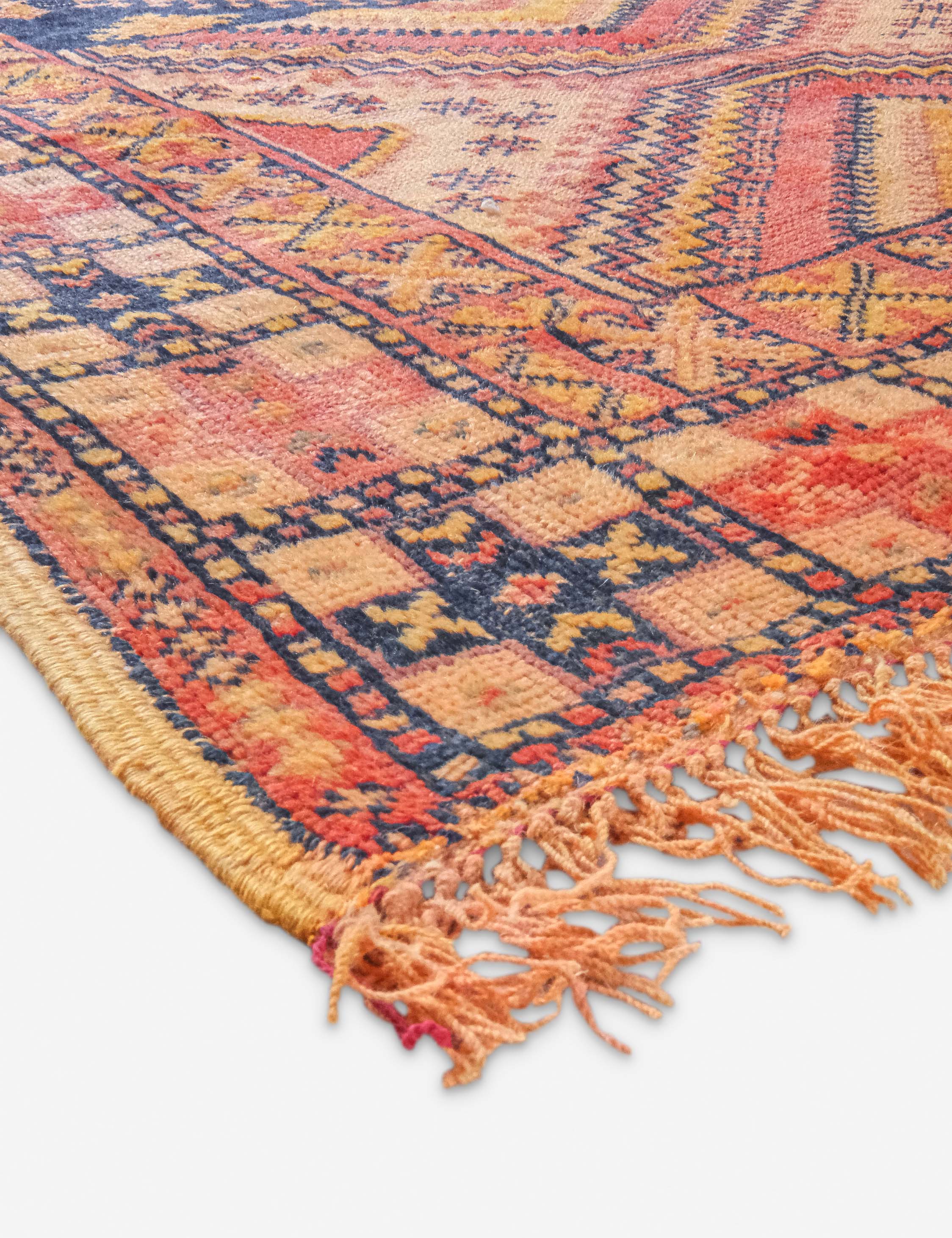 Vintage Moroccan Rug no. 83, 4'5" x 8'2" - Image 2