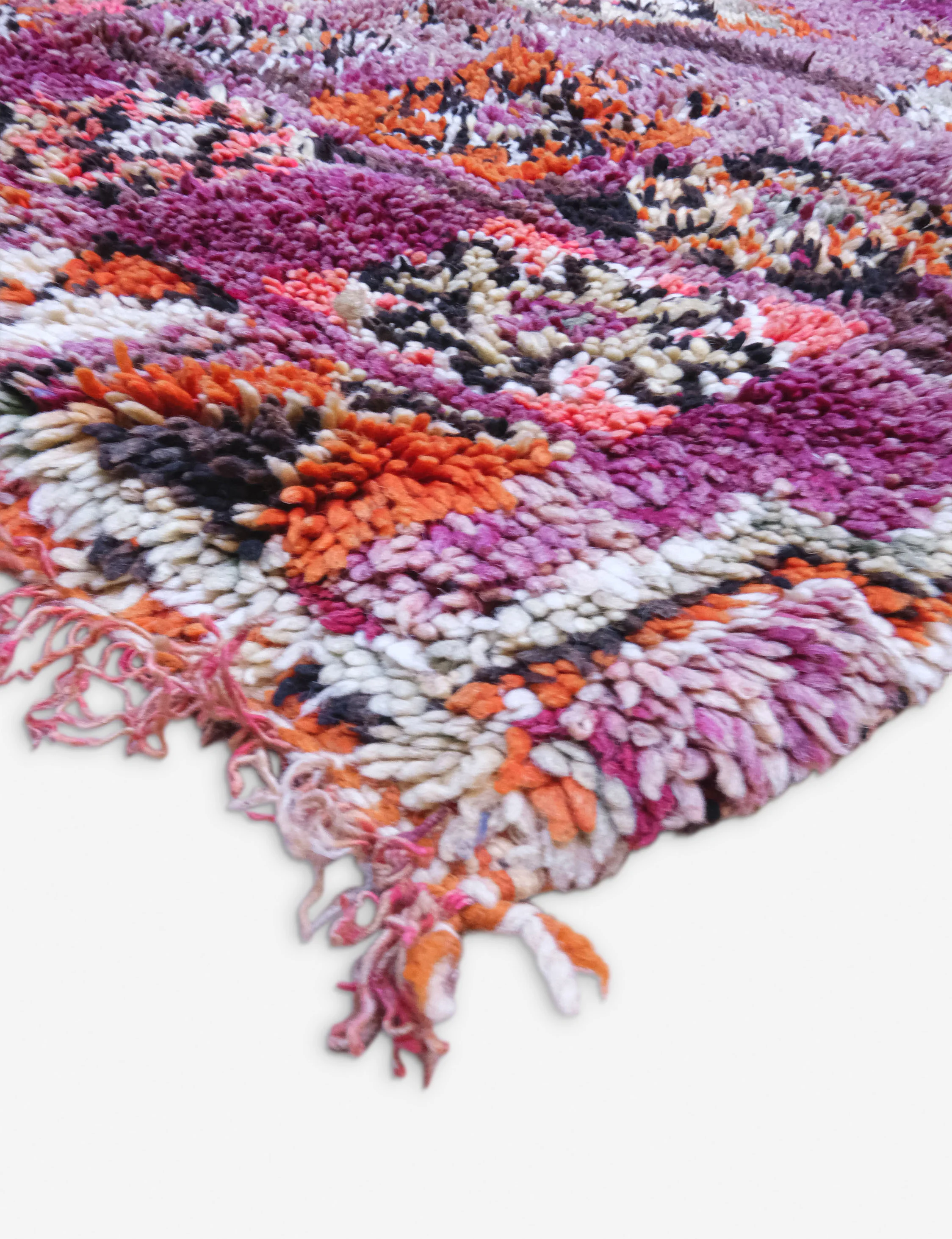 Vintage Moroccan Rug no. 94, 5'2" x 9'1" - Image 2