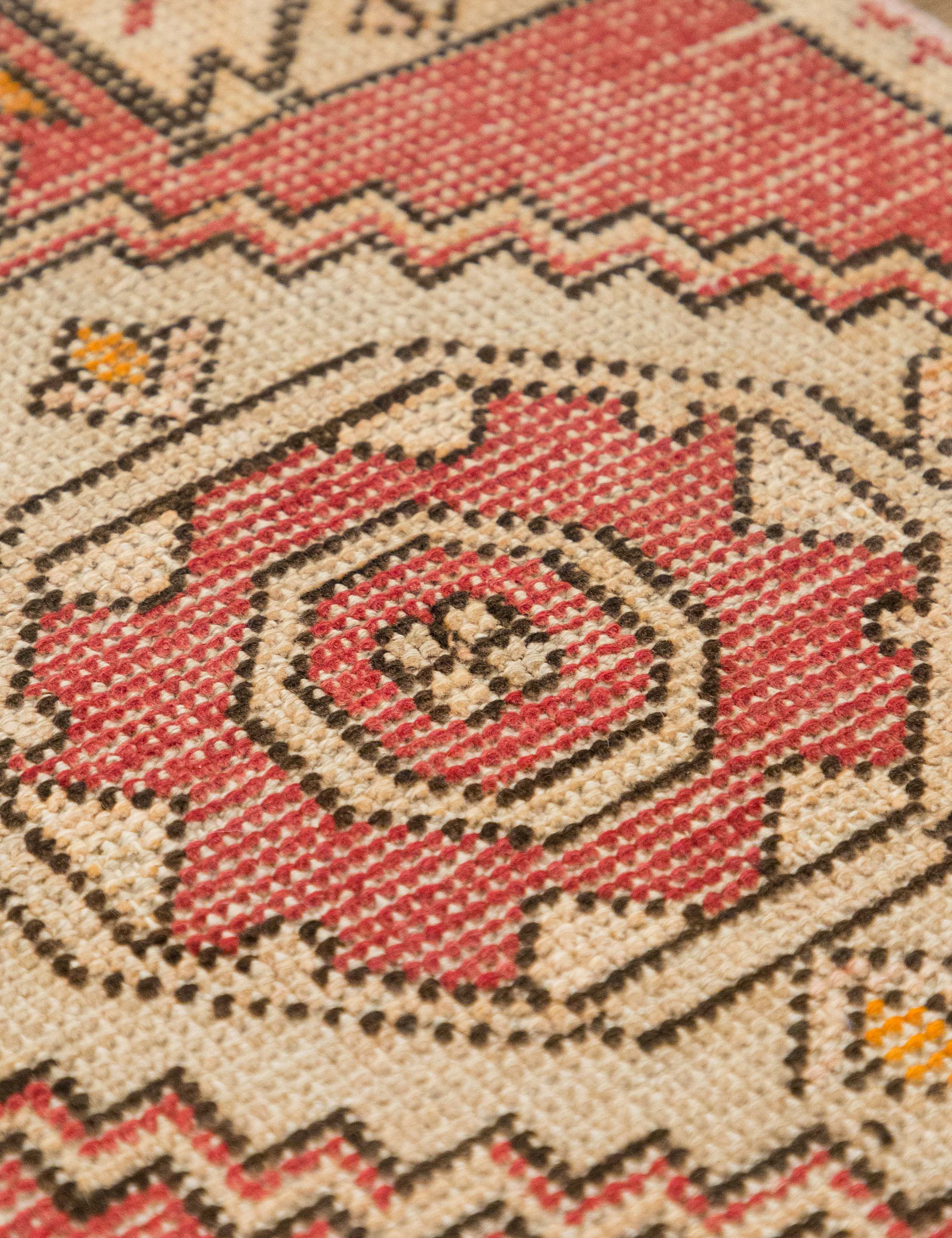 Vintage Turkish Hand-Knotted Wool Mini Rug No. 350, 1'6" x 3' - Image 3