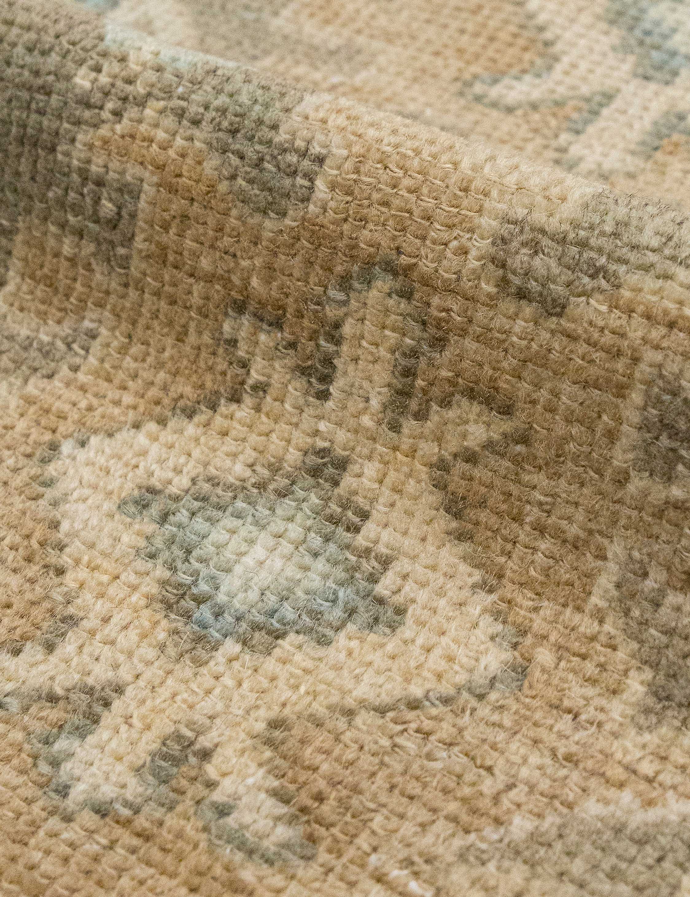 Vintage Turkish Hand-Knotted Wool Rug No. 550, 4'10" x 7'4" - Image 4