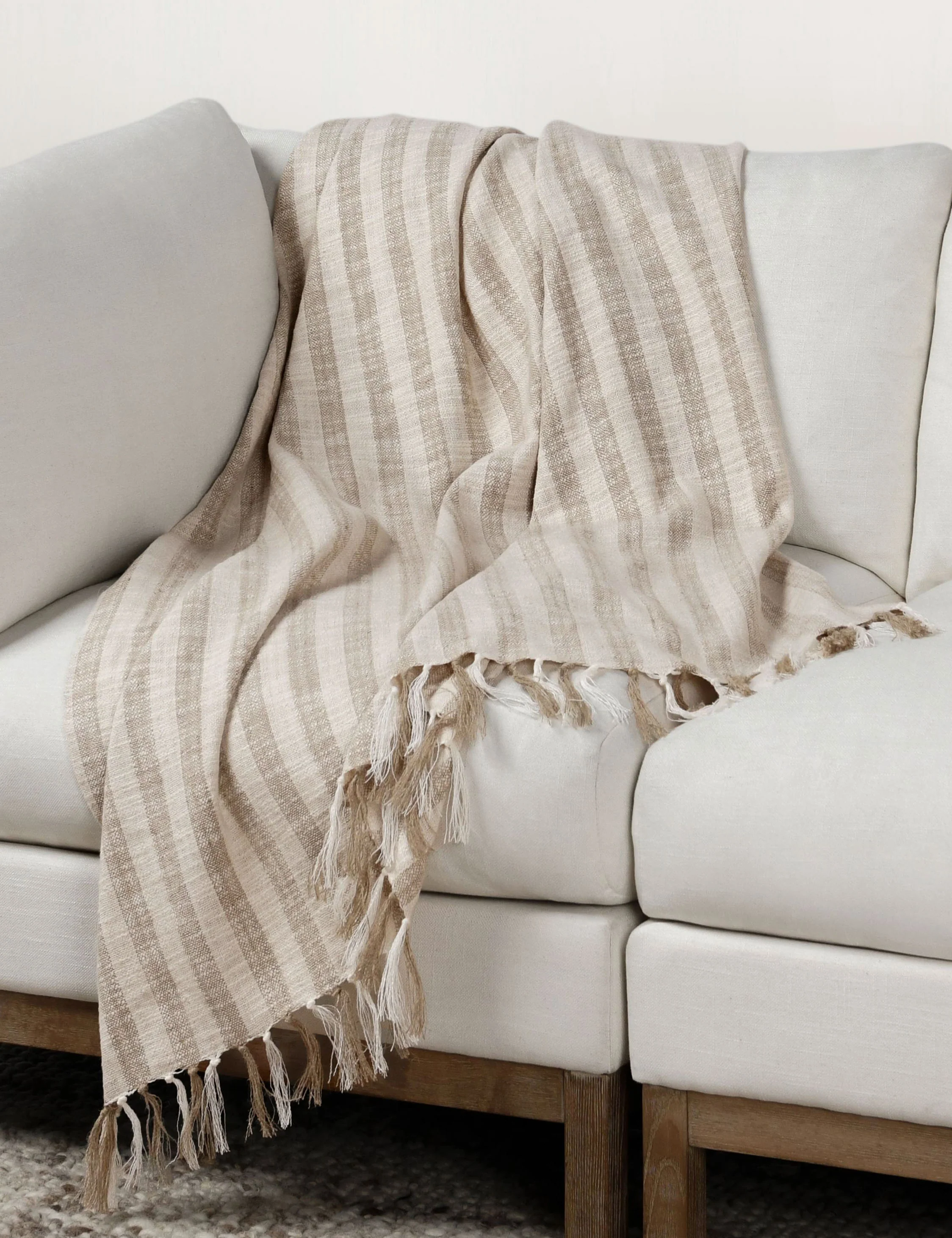 Wednesday Throw - Image 2