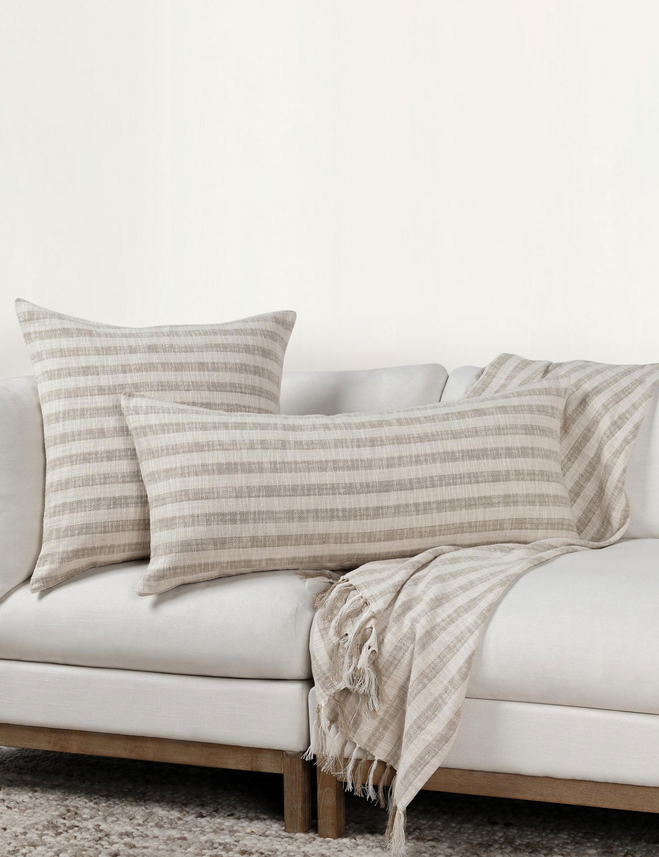 Wednesday Throw - Image 6