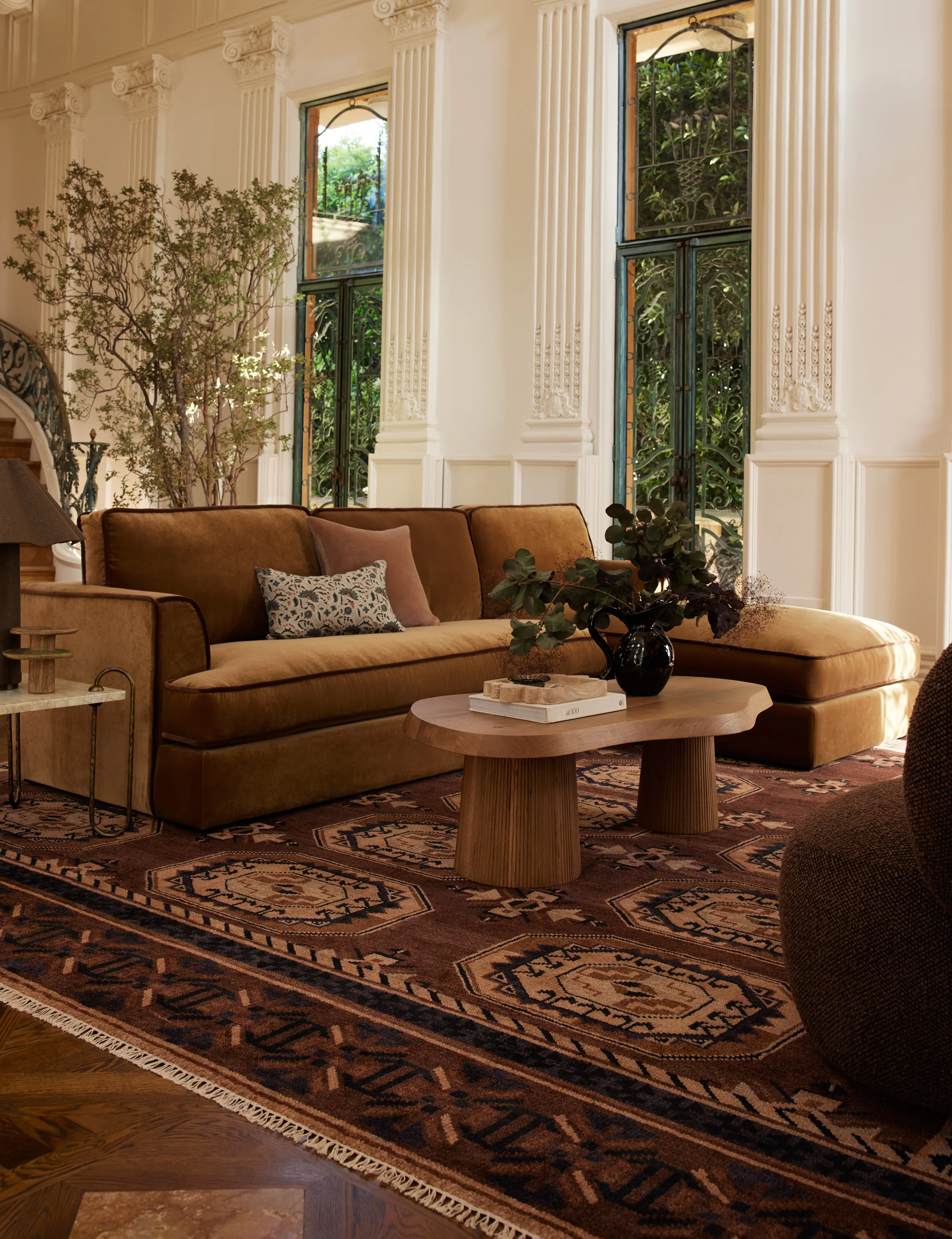 Westlawn Chaise Sectional Sofa