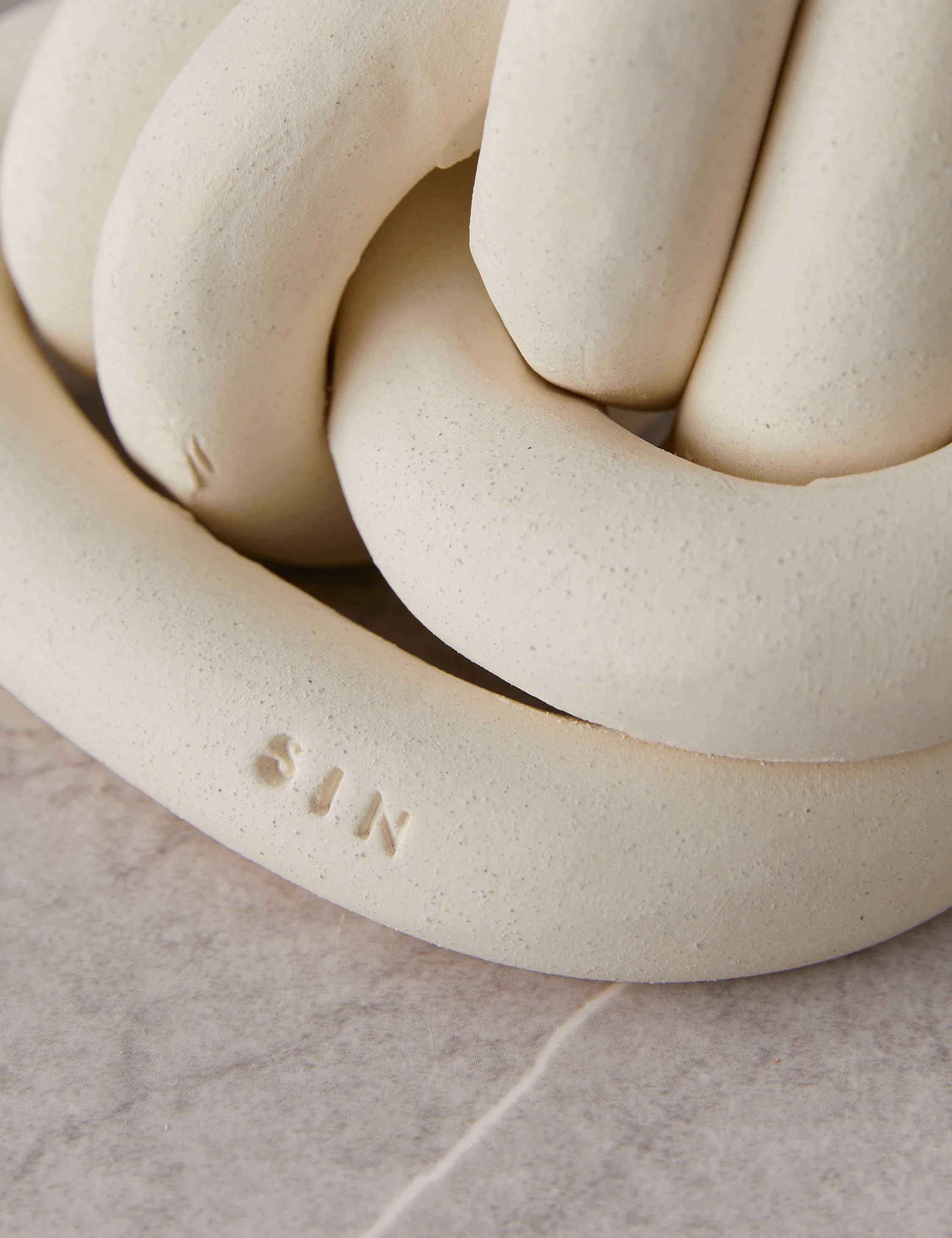 XL Fist Knot by SIN - Image 5